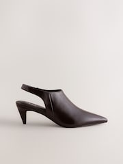 بني - Forever Comfort® Point Toe Sling Back High Cut Heels - صورة 7 من 10