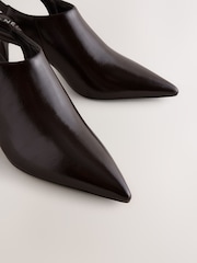 بني - Forever Comfort® Point Toe Sling Back High Cut Heels - صورة 9 من 10