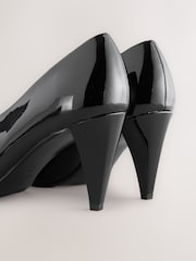 Preto - Forever Comfort® Patent Point Toe High Cut Cone Heel Courts - Imagem 11 de 11