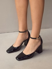 Black Standard Fit Forever Comfort® Square Toe Block Heels - Image 2 of 9