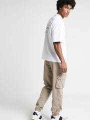 Бежевый - River Island Regular Fit Cuffed Cargo Trousers - Изображение 2 из 4