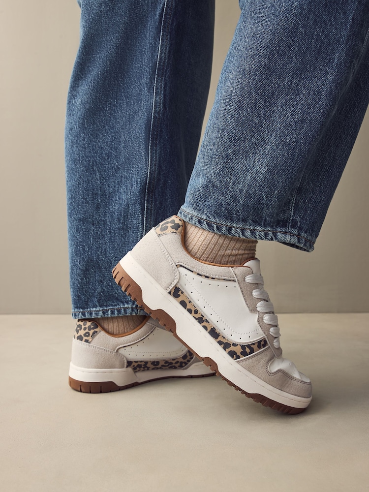 Белый со "звериным" узором - Кроссовки Forever Comfort ® Chunky Retro - Image 1 of 8