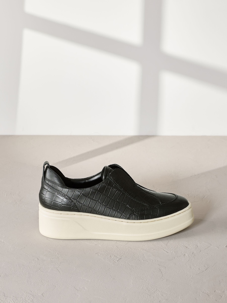Črna s krokodiljim vzorcem - Slip On Signature Forever Comfort® Leather Chunky čevlji s polno peto Platform Trainers - Slika 2 iz 6 Črna s krokodiljim vzorcem - Slip On Signature Forever Comfort® Leather Chunky čevlji s polno peto Platform Trainers - Slika 2 iz 6