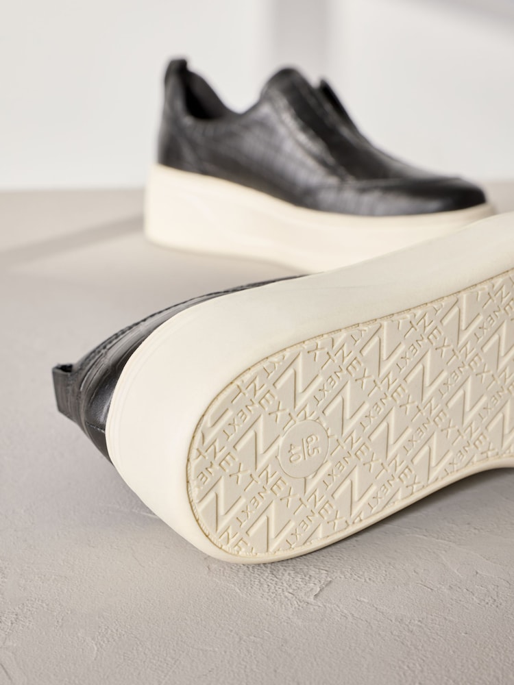 Črna s krokodiljim vzorcem - Slip On Signature Forever Comfort® Leather Chunky čevlji s polno peto Platform Trainers - Slika 6 iz 6 Črna s krokodiljim vzorcem - Slip On Signature Forever Comfort® Leather Chunky čevlji s polno peto Platform Trainers - Slika 6 iz 6