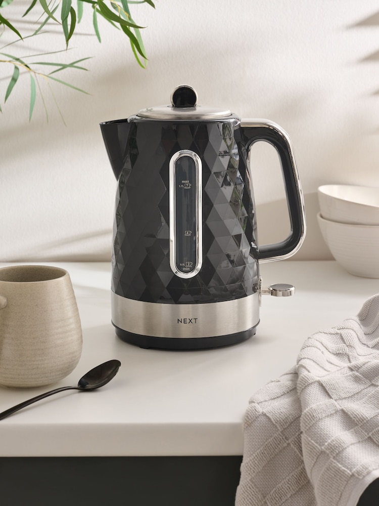 Black Facet Kettle - Image 1 of 8