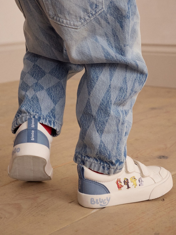 Weiß - Bluey – Turnschuhe mit zwei Klettriemen in normaler Passform (F) - Image 1 of 8