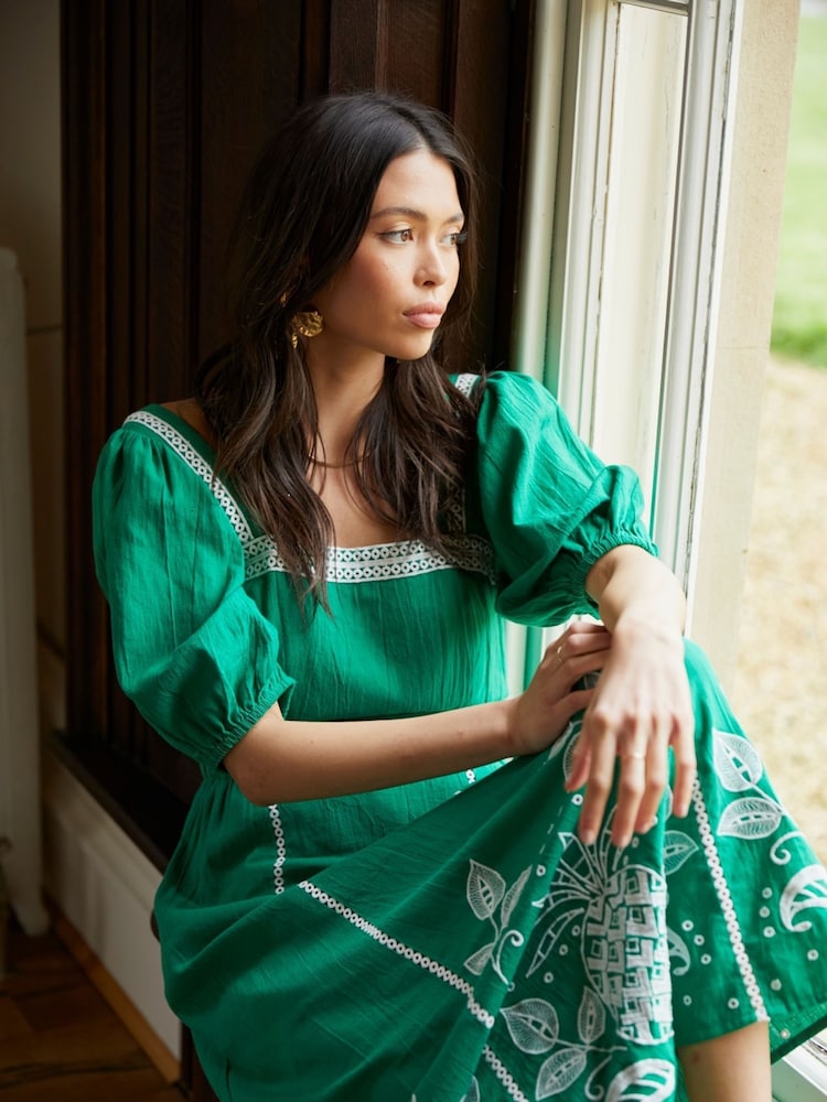 Another Sunday Green Puff Sleeve 100% Cotton Midi Dress With Embroidered Detail - Image 2 of 2