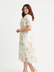 Scarlett & Jo Cream Victoria Angel Sleeve Mesh Midi Long Dress - Image 3 of 4