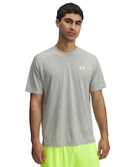 Серый с хромированным - Under Armour Tech Vent Geotessa Short Sleeve T-Shirt - Image 1 of 3