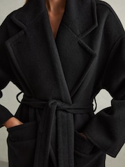 Reiss Black Bridget Petite Wool-Blend Blindseam Coat - Image 4 of 7