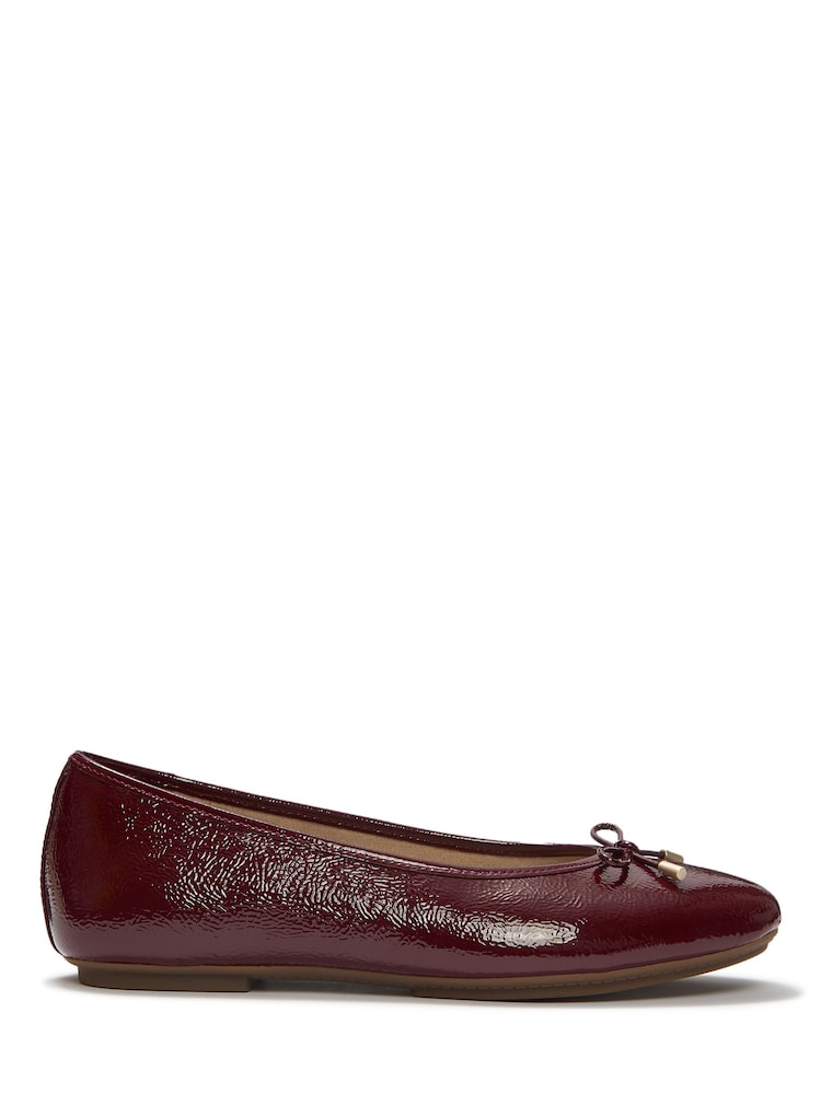FitFlop Red Delicato Bow Textured Patent Leather Ballet Flats - Image 2 of 5 FitFlop Red Delicato Bow Textured Patent Leather Ballet Flats - Image 2 of 5