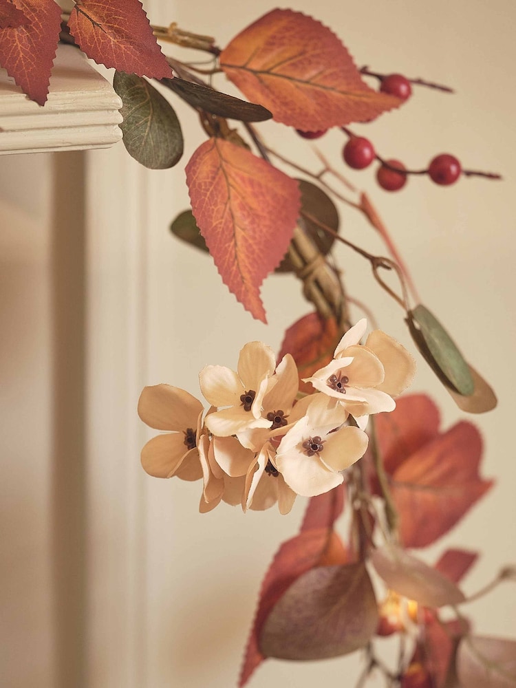 Lights4fun Autumnal LED Garland - Image 2 of 6