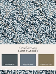 William Morris At Home White Blues Willow Bough A4 Wallpaper Sample - Image 4 of 4