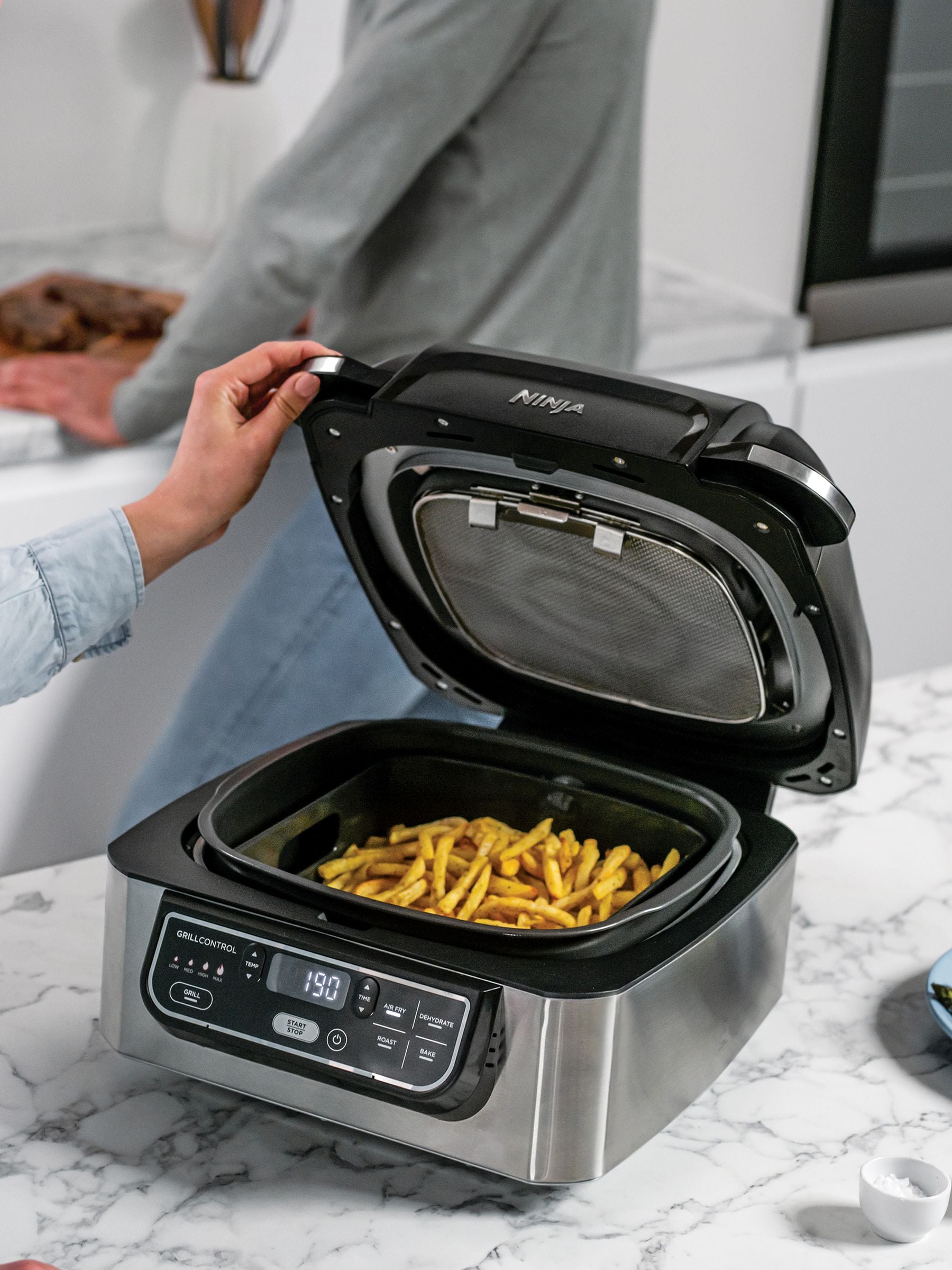 Ninja Foodi Grill グリルAG300 エアフライヤー Buy Ninja Black Foodi Health Grill & Air Fryer from the Next UK