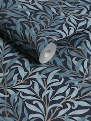 William Morris At Home Deep Blues Willow Bough A4 Wallpaper Sample - Image 3 of 4