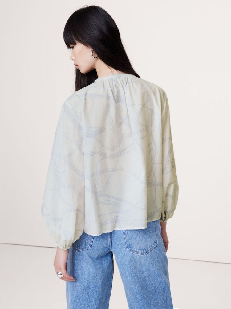 Banana Republic White Cotton Silk Blouse - Image 2 of 4