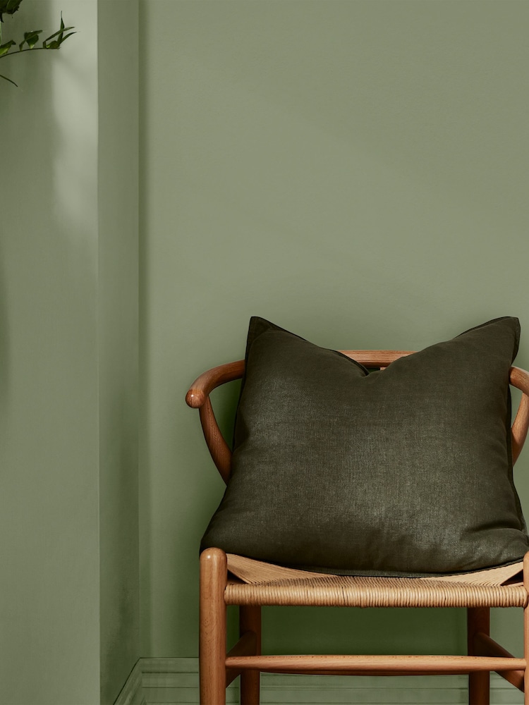 William Morris At Home Sauntered Leaf Gallery Emulsion 2.5L Paint - Image 1 of 5