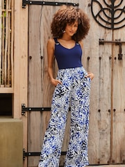 Sosandar – Crinkle-Hosen mit Animal-Print und weitem Bein - Bild 1 von 7