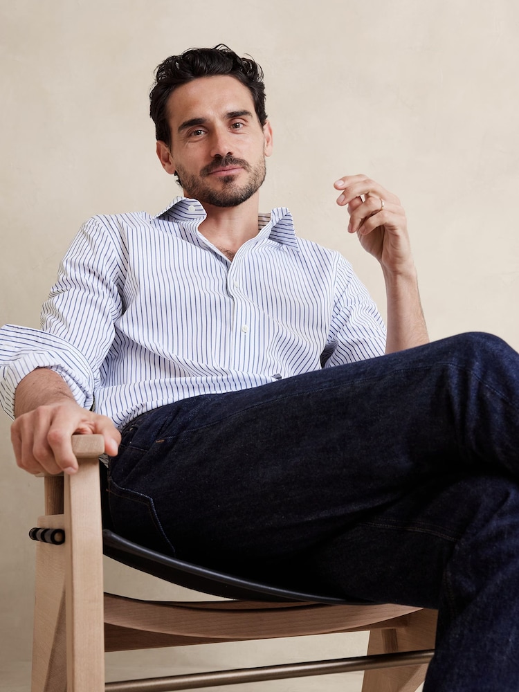 Banana Republic White Stripe Slim Wrinkle Resistant Dress Shirt - Image 1 of 3 Banana Republic White Stripe Slim Wrinkle Resistant Dress Shirt - Image 1 of 3