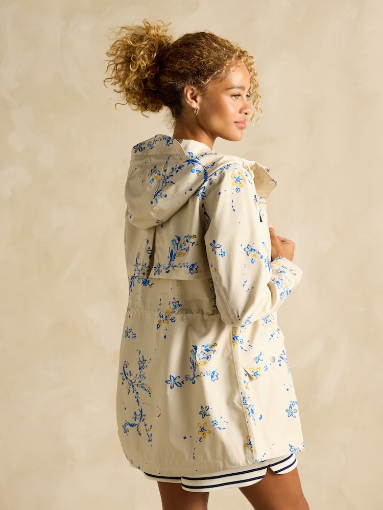 Beige & Blue Floral - Joules Portwell waterdichte regenjas met capuchon - Image 5 of 11