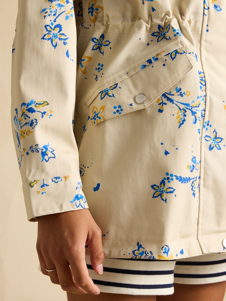 Beige & Blue Floral - Joules Portwell waterdichte regenjas met capuchon - Image 8 of 11