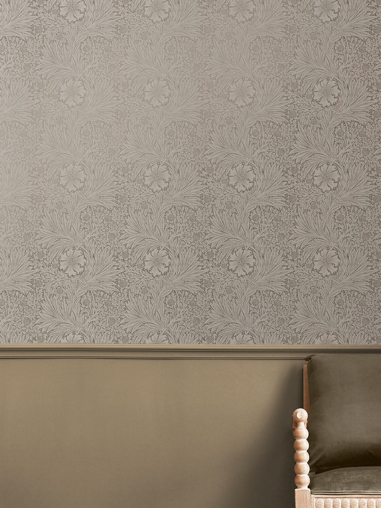 William Morris At Home Neutral Marigold Fibrous 10M Wallpaper - Image 1 of 4