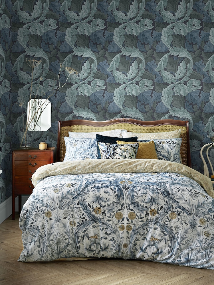 William Morris At Home Blue Acanthus 10M Wallpaper - Image 1 of 4