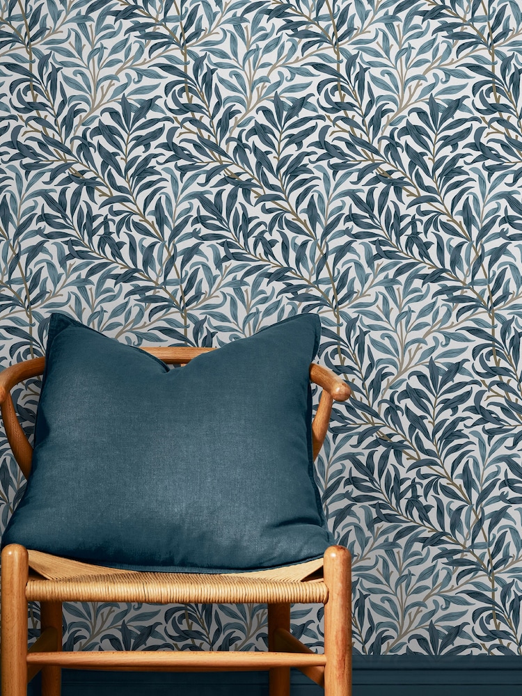 William Morris At Home White/Blues Willow Bough 10M Wallpaper - Image 1 of 4