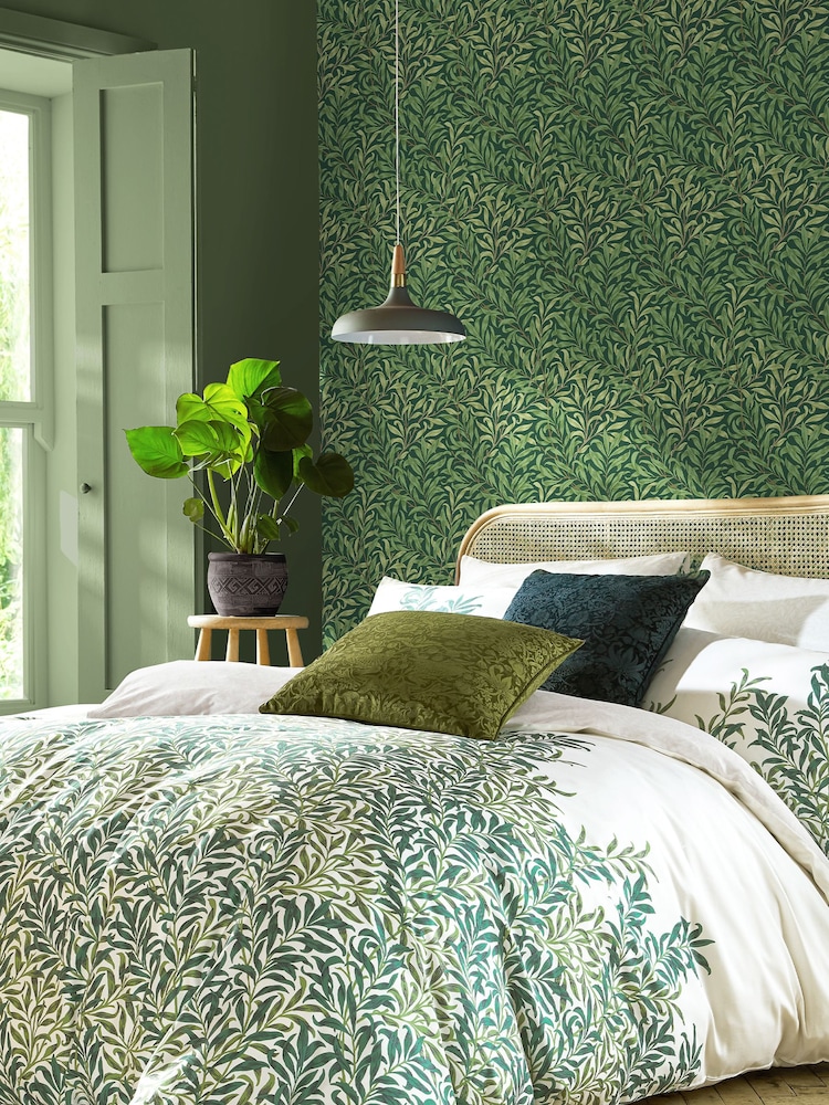 William Morris At Home Deep Green Willow Bough 10M Wallpaper - Image 1 of 4