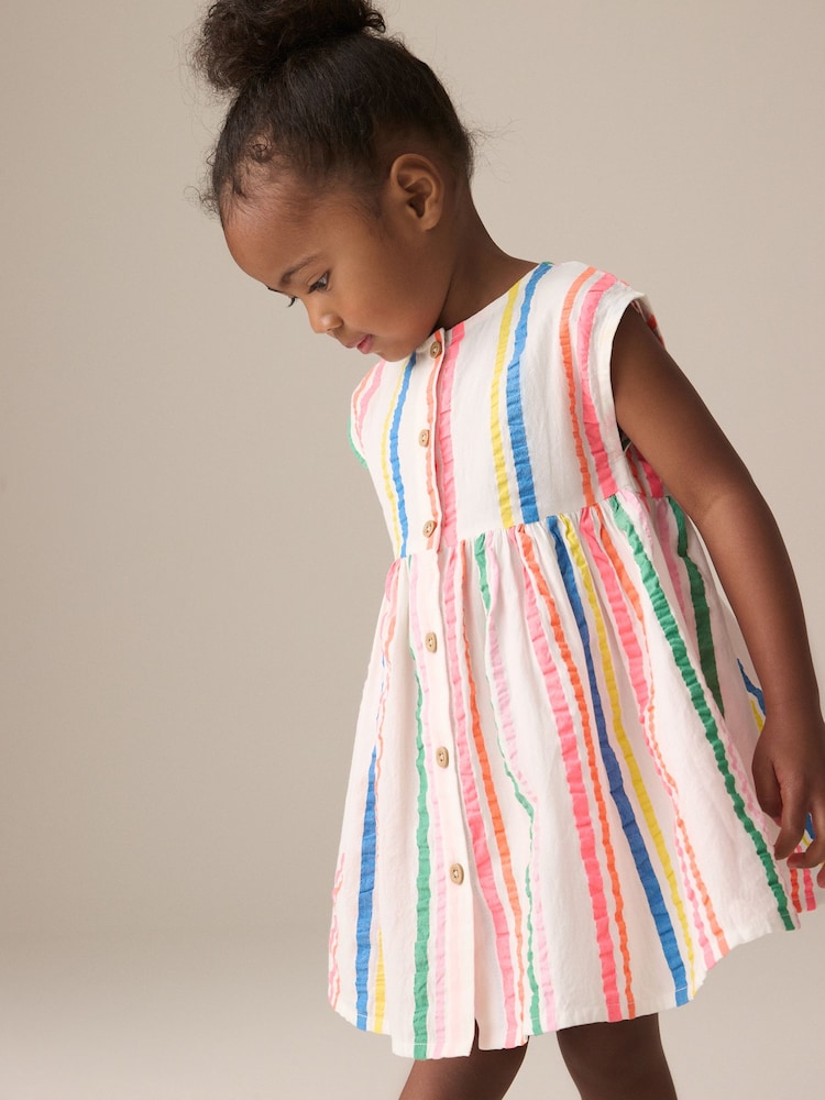 Regenbogenfarben gestreift - Sommerkleid mit Knopfleiste (3 Monate–10 Jahre) - Bild 1 von 7 Regenbogenfarben gestreift - Sommerkleid mit Knopfleiste (3 Monate–10 Jahre) - Bild 1 von 7