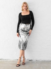 Lovedrobe Metallic Ombre Disc Sequin Midi Skirt - Image 4 of 6