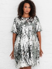 Lovedrobe Metallic Ombre Sequin T-Shirt Shape Swing Dress - Image 4 of 6