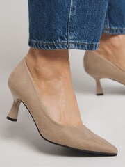 JD Williams Natural Pointy Toe Classic Court Shoes In Extra Wide Fit - Image 4 of 4