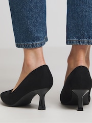 JD Williams Pointy Toe Classic salonar In Extra širok kroj - Slika 2 iz 4