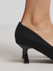 JD Williams Pointy Toe Classic salonar In Extra širok kroj - Slika 4 iz 4