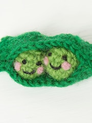 Green Peas in a Pod Keyring - Image 2 of 2
