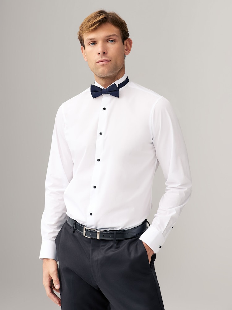 Белый/черный с бантом - Обычный крой - Single Cuff Shirt And Bow Tie Pack - Изображение 1 из 8 Белый/черный с бантом - Обычный крой - Single Cuff Shirt And Bow Tie Pack - Изображение 1 из 8