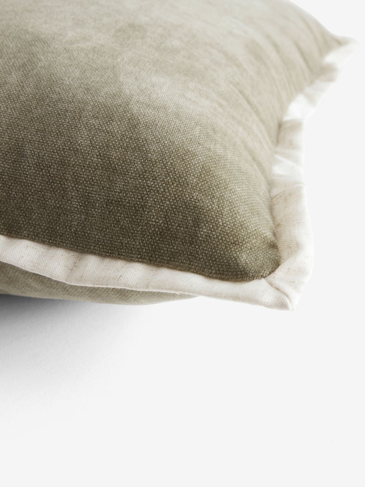 Green Loxley Velvet 40 x 59cm Cushion - Image 5 of 5