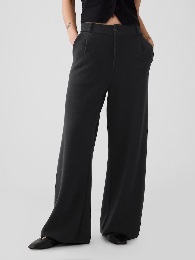 Negro - Pantalones plisados de CashSoft de Gap - Imagen 2 de 5