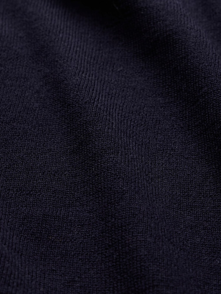 Gap Navy Blue Merino Wool Crew Neck Jumper - Image 5 of 5