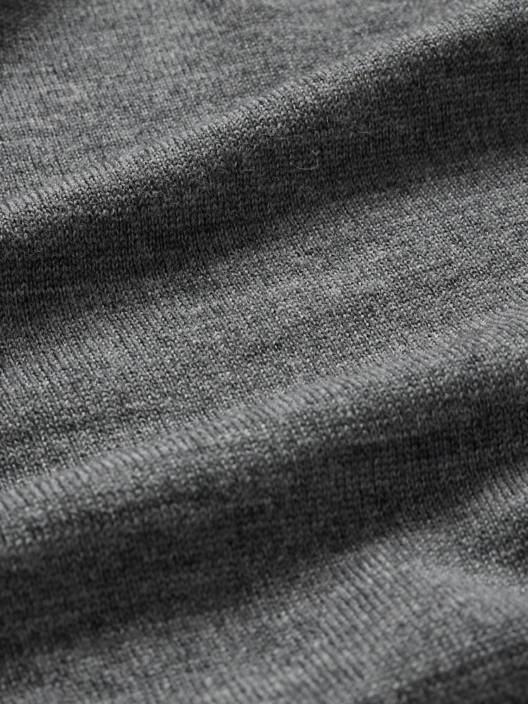 Gap Grey Merino Wool Turtle Neck Jumper - Image 5 of 5
