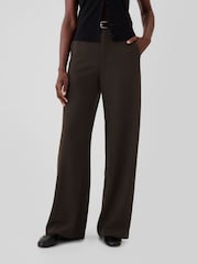 Gap Brown 365 High Waisted Brushed Twill Pleated Taper Trousers - Image 2 of 5