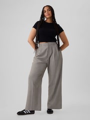 Gap Light Grey Everyday High Waisted Brushed Twill Pleated Taper Trousers - Image 5 of 5