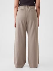 Gap Light Brown 365 High Waisted Brushed Twill Pleated Trousers - Image 3 of 4