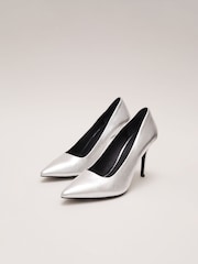 Phase Eight Leather Pointed Court Shoes - صورة 2 من 6