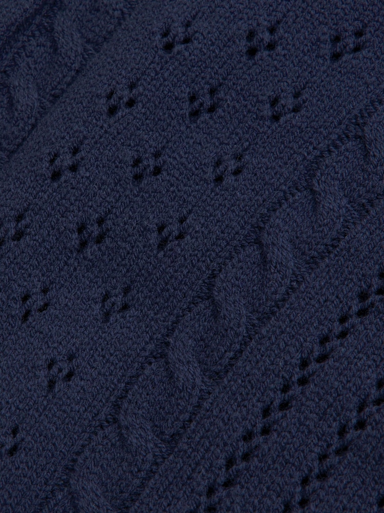 Mornarica - Abercrombie & Fitch okrogli ovratnik; z okroglim ovratnikom Cable Knit kratek; prirezan White pletena jopa - Slika 2 iz 2 Mornarica - Abercrombie & Fitch okrogli ovratnik; z okroglim ovratnikom Cable Knit kratek; prirezan White pletena jopa - Slika 2 iz 2