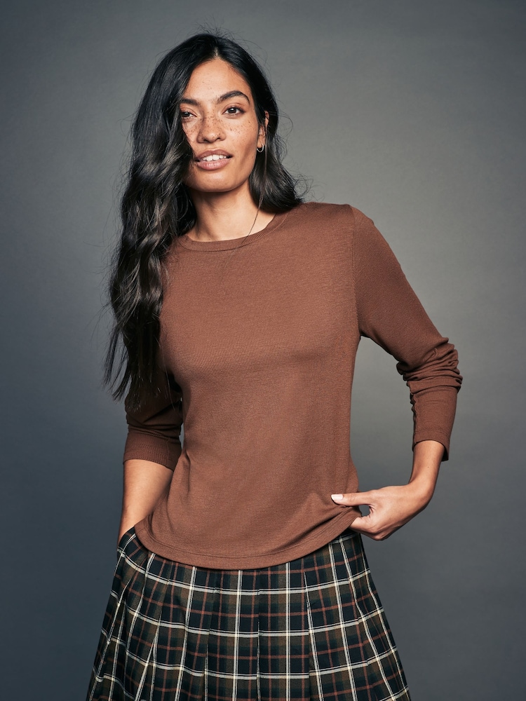 Rostbraun - Weiches geripptes Shirt mit langen Ärmeln und TENCEL™ Lyocell - Bild 1 von 6 Rostbraun - Weiches geripptes Shirt mit langen Ärmeln und TENCEL™ Lyocell - Bild 1 von 6