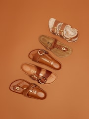 Birkenstock Tan Brown Arizona Big Buckle Oiled Leather Sandals - Image 3 of 4