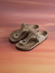 Birkenstock Gizeh Rivet Suede Leather Sandals - Imagen 6 de 6