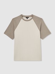 Reiss Off White/Taupe Carins Interlock-Jersey Colour-Block T-Shirt - Image 2 of 5
